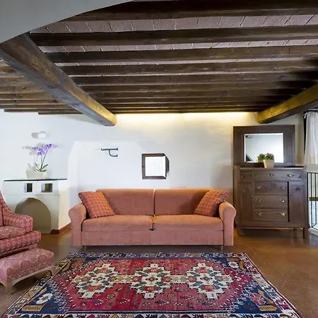 Torre Dei Serviti Siena