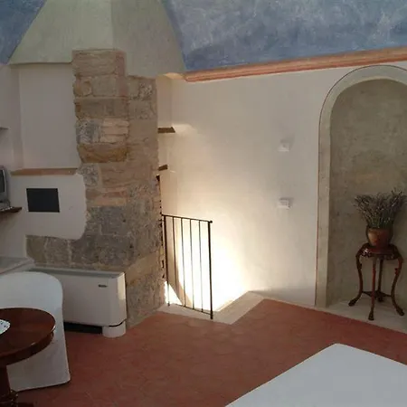 Torre Dei Serviti * Сиена