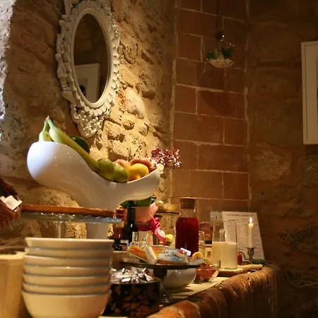 Torre Dei Serviti * Сиена