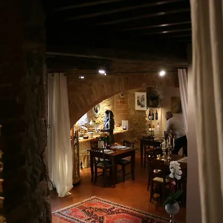 Residenza D'epoca Torre Dei Serviti Casa di campagna *