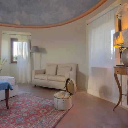 Torre Dei Serviti シエーナ