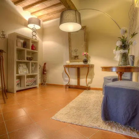 Residenza D'epoca Torre Dei Serviti Casa di campagna *