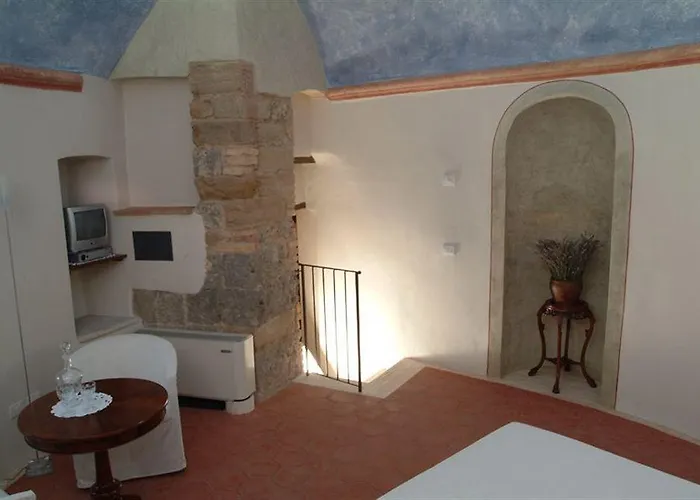 Torre Dei Serviti * סיינה