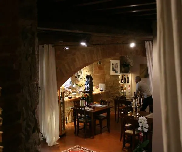 Torre Dei Serviti Country house *