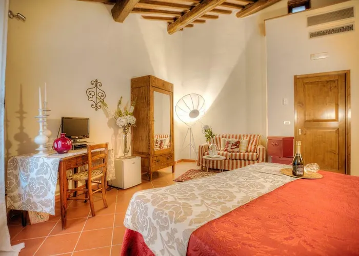 Torre Dei Serviti Country house Siena