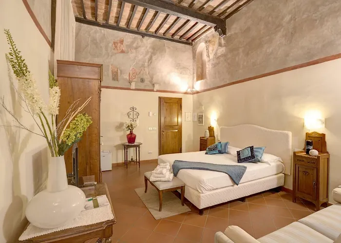 Torre Dei Serviti Siena