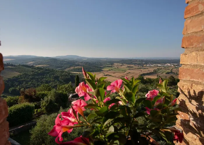 Torre Dei Serviti Country house Siena